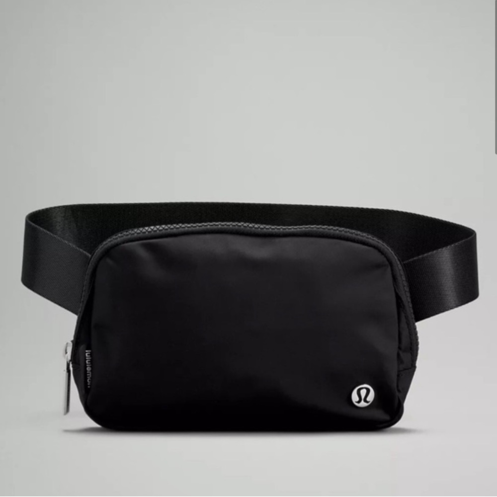 Lulu Everywhere Belt Bag